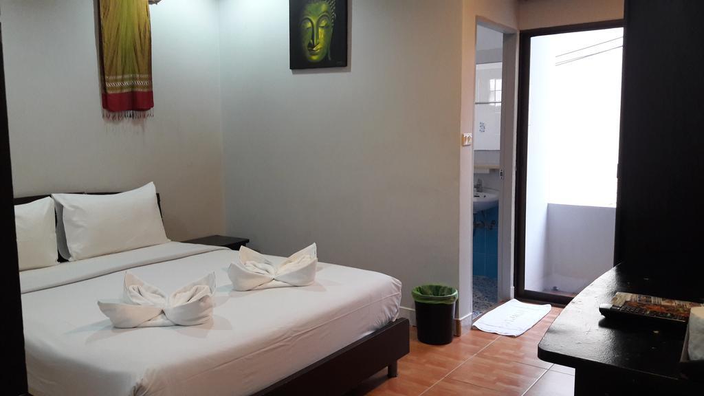 Green Mango Guesthouse Patong Exterior photo